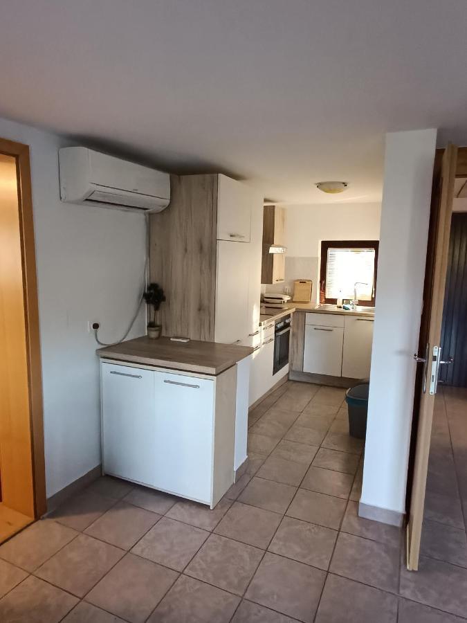 Hiska Na Gorci Appartement Podčetrtek