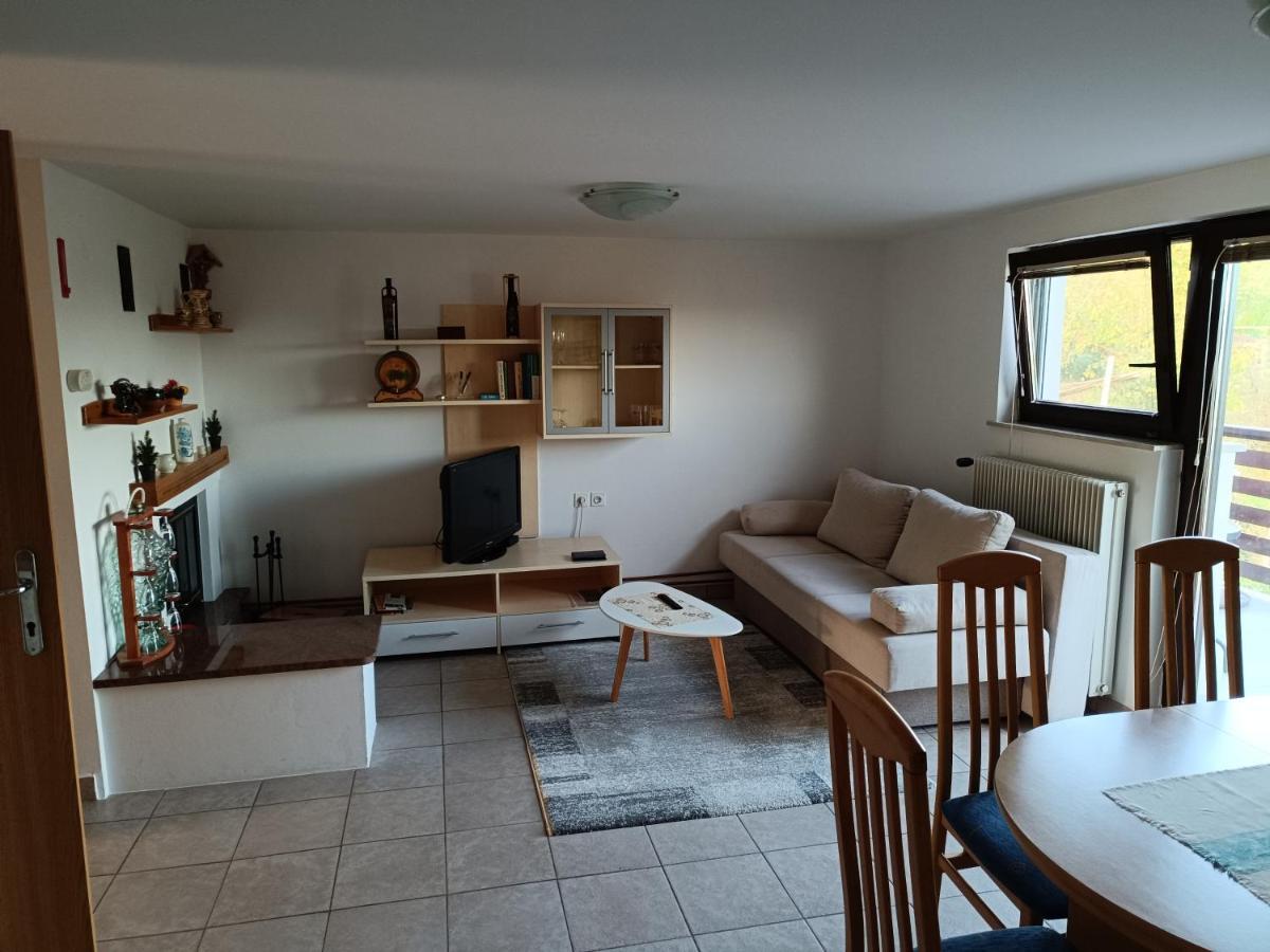 Hiska Na Gorci Apartment Podcetrtek
